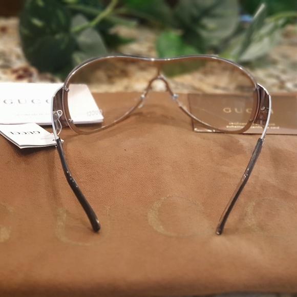 SOLD  NWOT  AUTHENTIC GUCCI SUNGLASSES - Picture 8 of 8